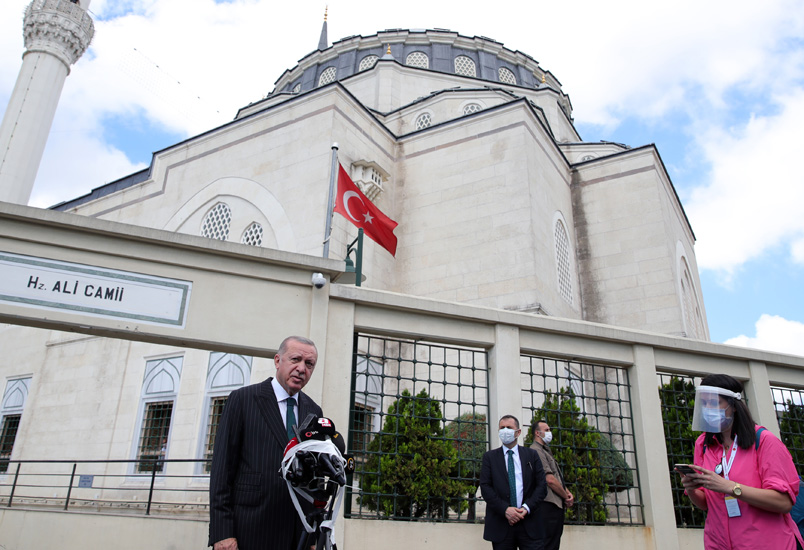 “AYASOFYA’NIN BU SÜRECİ BİZİM İÇ EGEMENLİK MESELEMİZDİR”