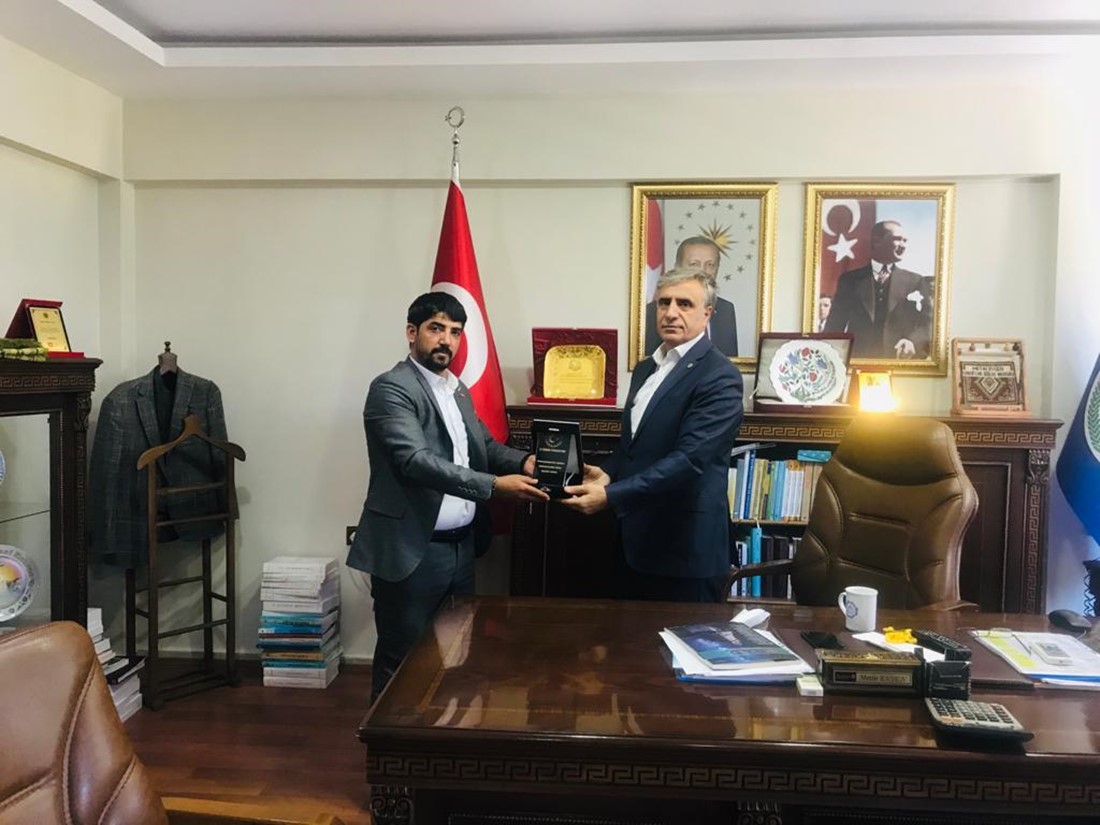 Aziz Akkuş`tan Vakıflar Bölge Müdürü Metin Evsen `a ziyaret