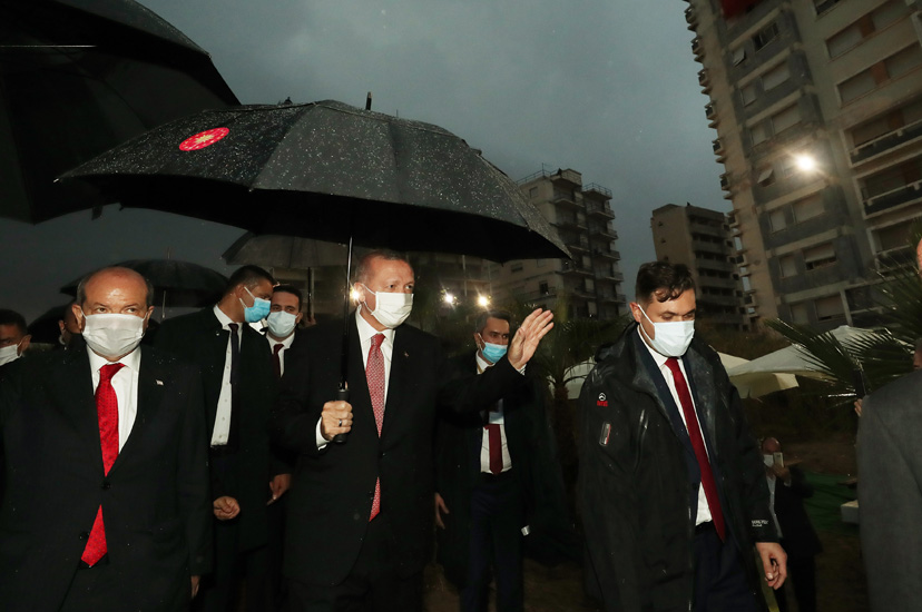 Cumhurbaşkanı Erdoğan, KKTC’de Kapalı Maraş bölgesini ziyaret etti