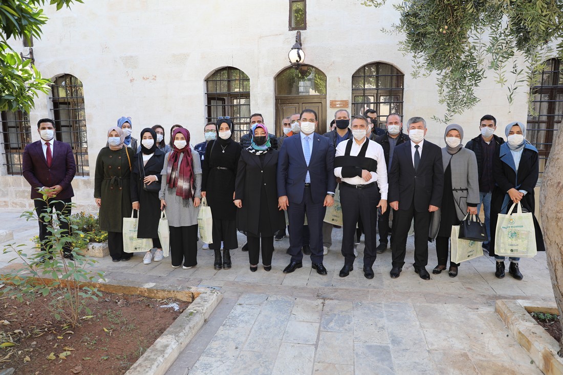 BAŞKAN CANPOLAT, ÖĞRETMENLERİMİZİN HER ZAMAN YANINDAYIZ