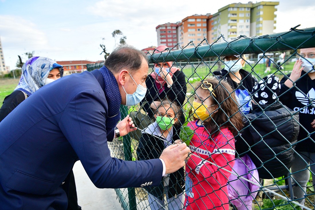 Çalık, “Arzumuz, evlatlarımızın toprağı, fideyi ve tohumu tanımasıydı