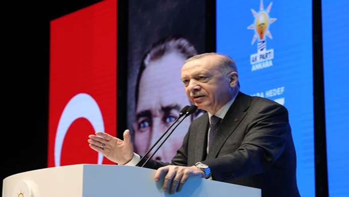 “Türkiye; ekonomisiyle, askerî gücüyle, sosyal yapısıyla güçlü olmak mecburiyetinde olan bir ülkedir”