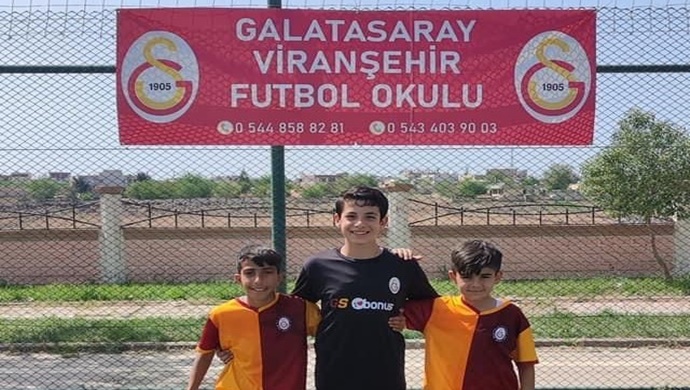 Viranşehir Galatasaray Spor Okulu’nda eğitim alan 3 çocuk, Galatasaray tarafından Florya’ya davet edildi