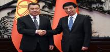 Президент Садыр Жапаров встретился с Председателем Всекитайского комитета Народного политического консультативного совета Китая Ван Хунином